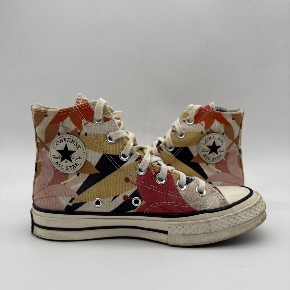 Converse Women's US 5.5 Chuck 70 High Tops Vintage Floral Multi-Color Sneakers